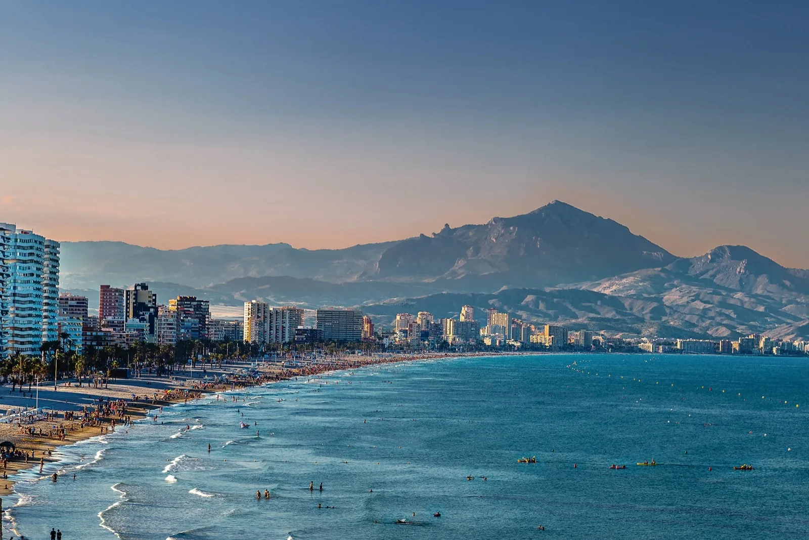 Language stay in Alicante, Spain