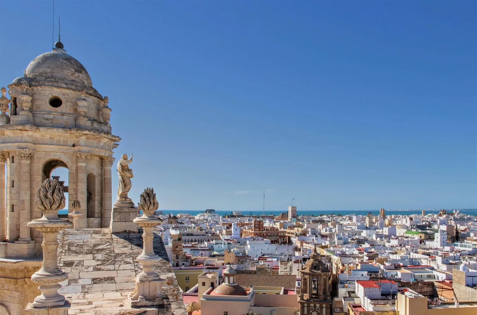 Language stay in Cádiz, Spain