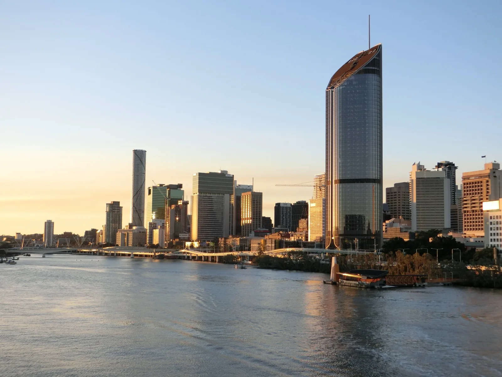 Brisbane River and city skyline at sunset during an English language stay in Brisbane