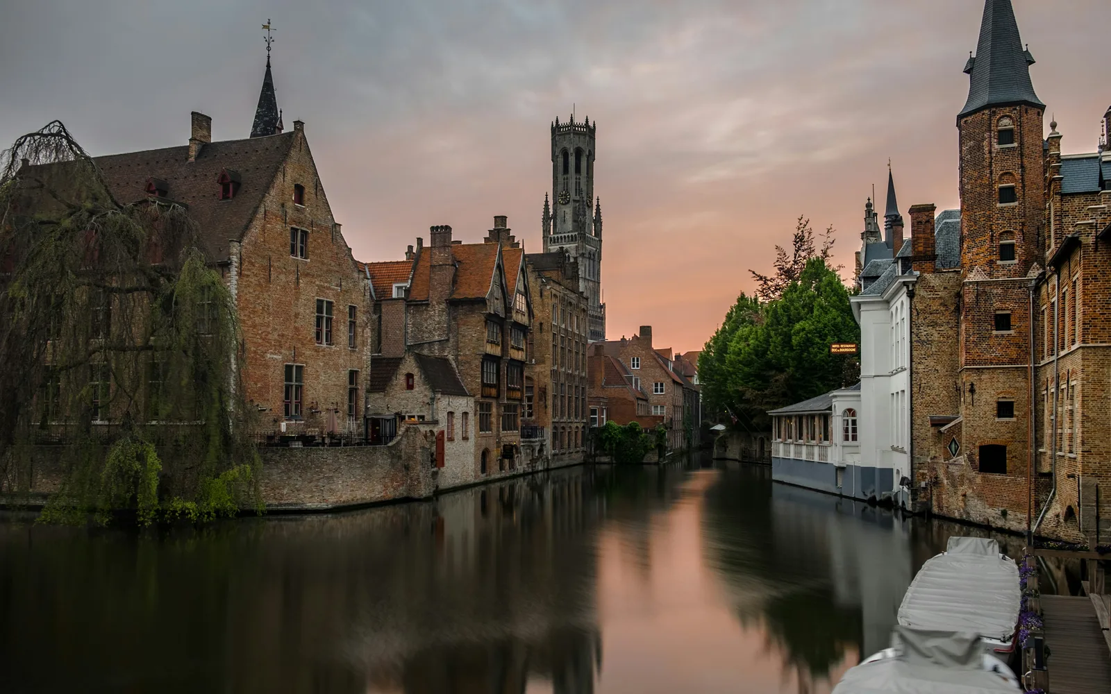 Erasmus+ KA121 vs KA122: What’s the Difference?