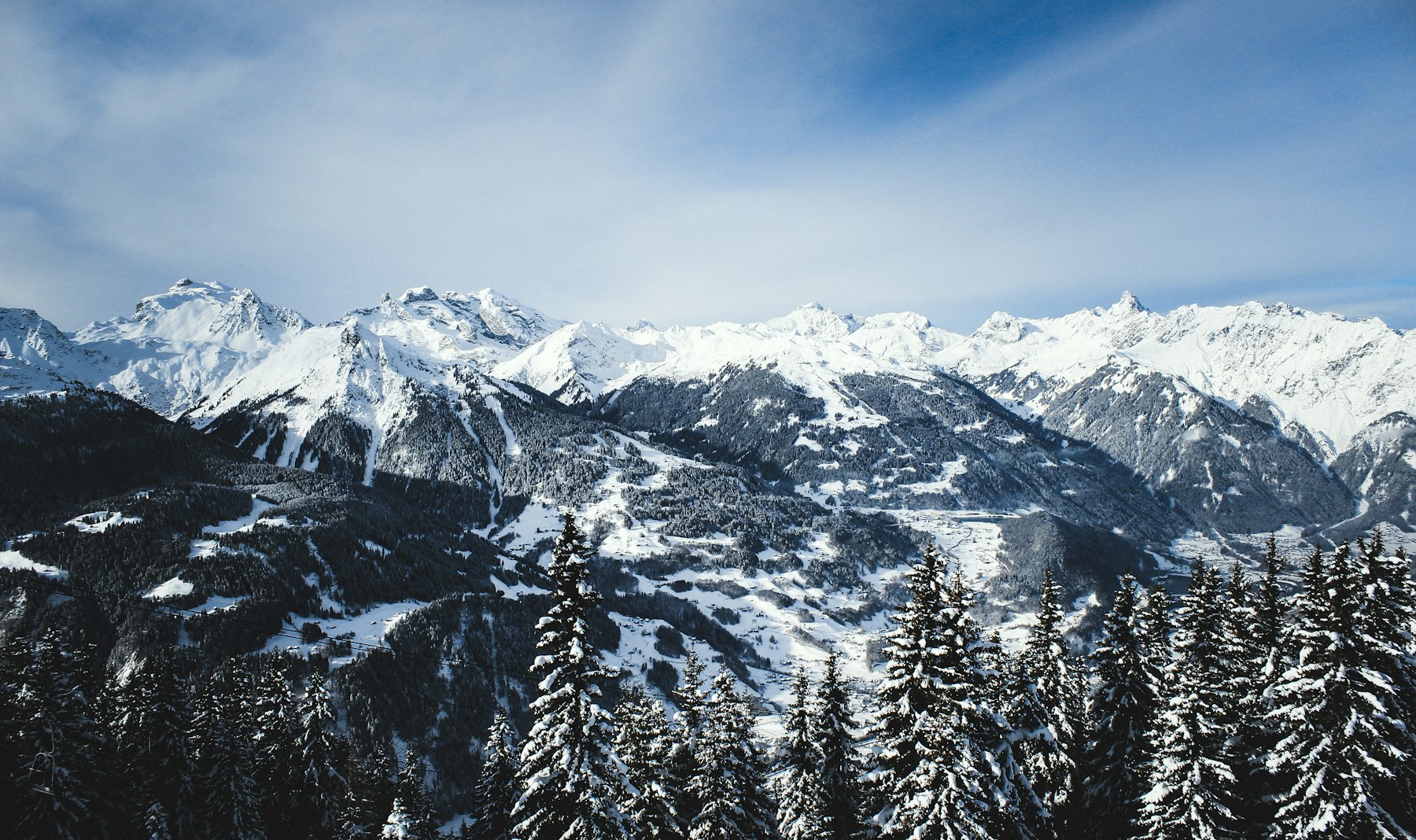 Alpine mountain scenery